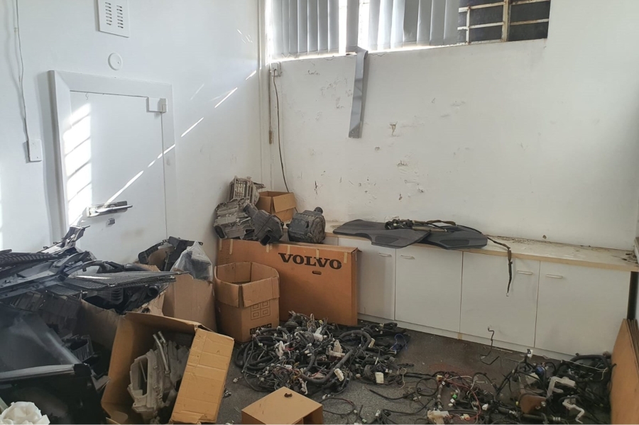 To Let commercial Property for Rent in North End Eastern Cape